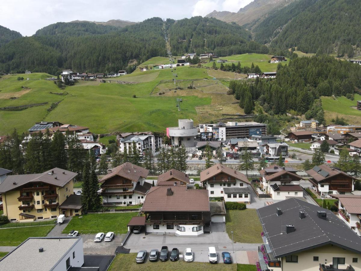 Hotel Garni Maria Theresia Sölden Exteriör bild