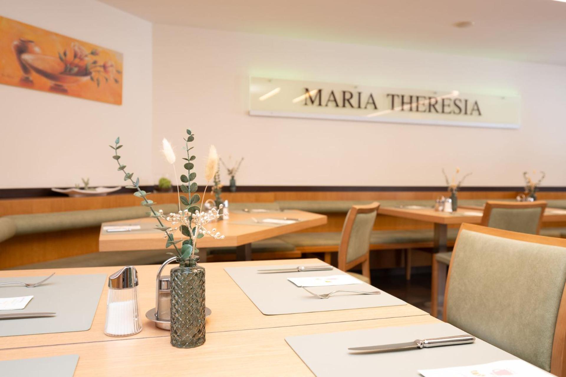 Hotel Garni Maria Theresia Sölden Exteriör bild