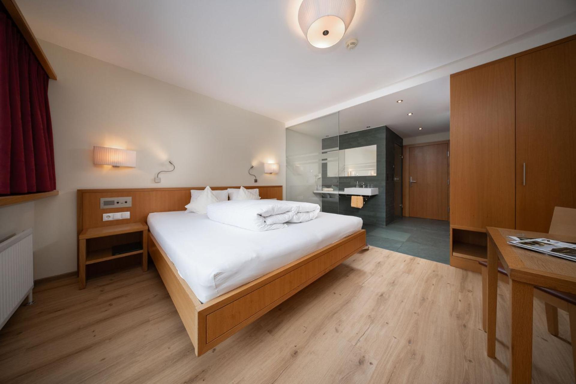 Hotel Garni Maria Theresia Sölden Exteriör bild
