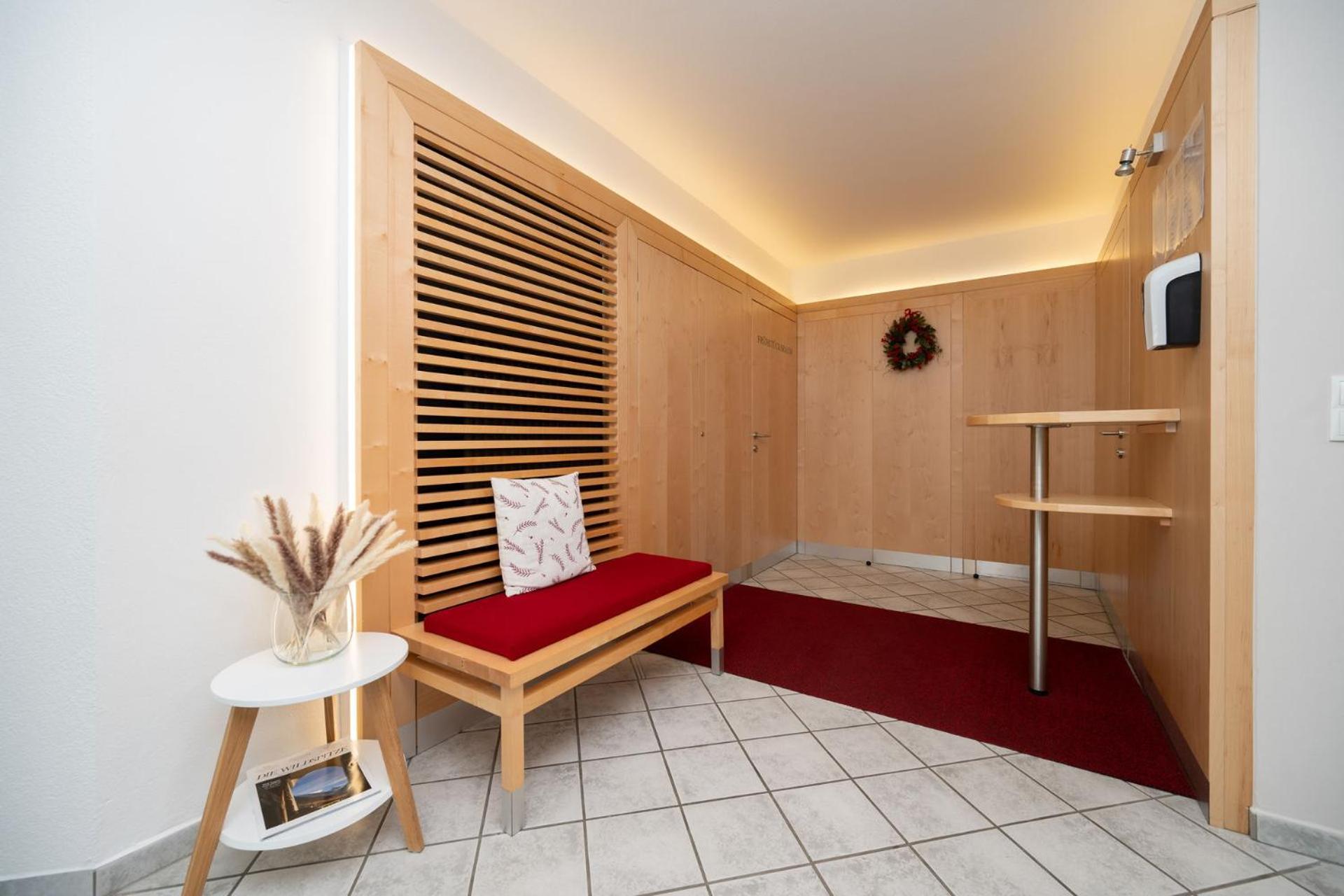 Hotel Garni Maria Theresia Sölden Exteriör bild